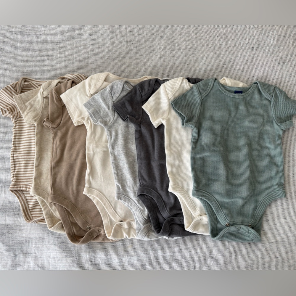 Baby Onsie Set of 8 from Old Navy, 6-12 months